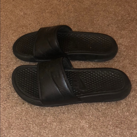all nike slides